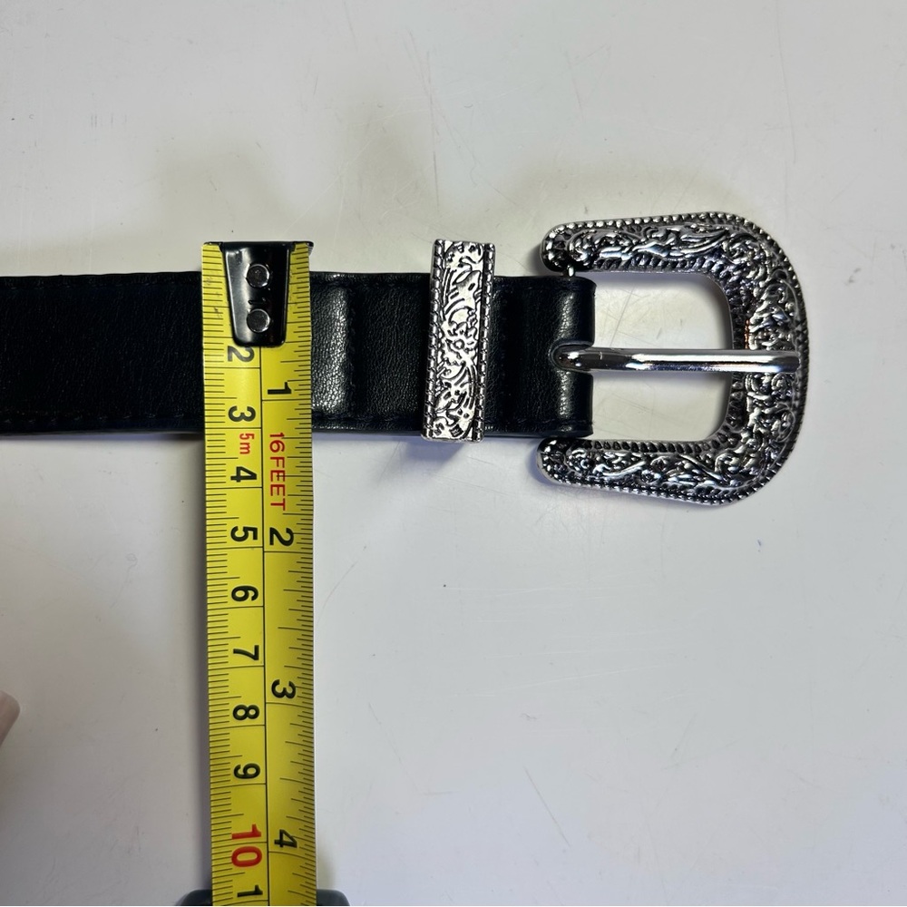 NWOT Black PU Leather Western Belt, Silver Tone Buckle stamped floral design M/L - Picture 5 of 10